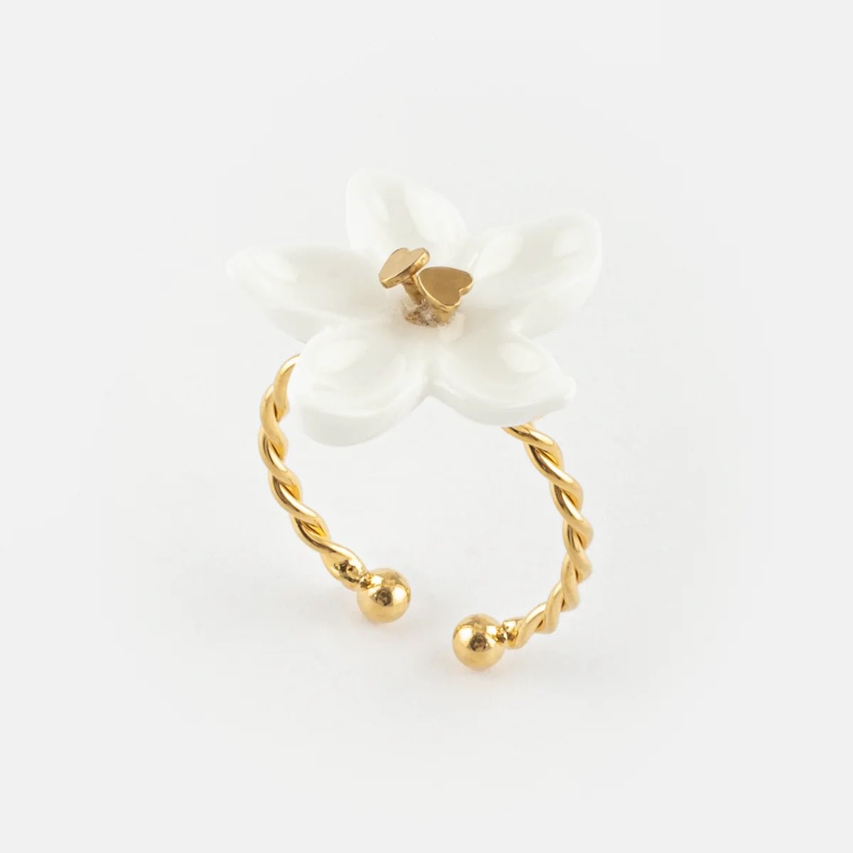 Twisted Ring