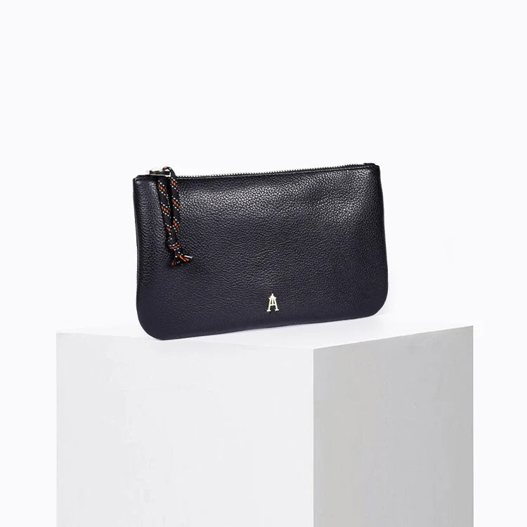 Petite Pouch