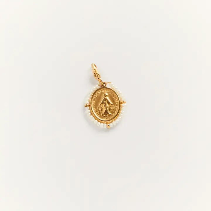 Santa Maria Charm