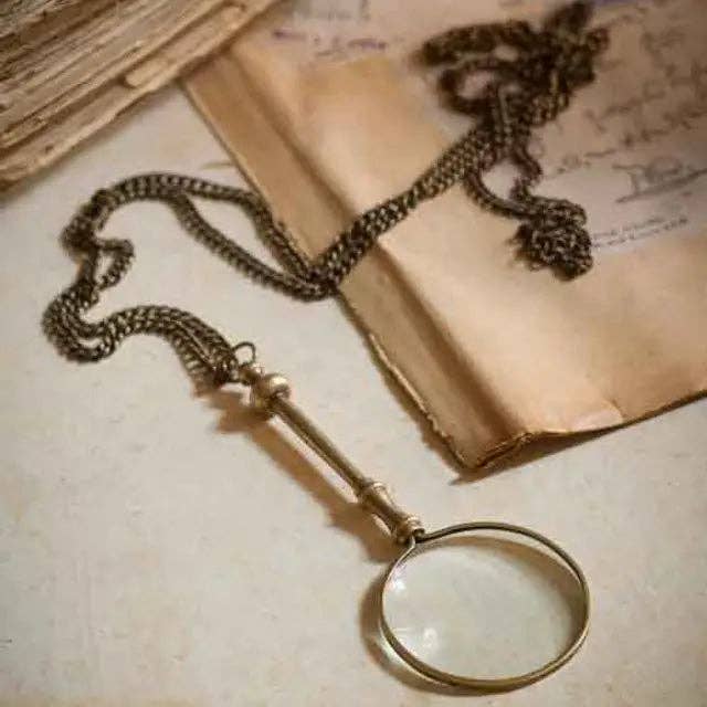 Antiqued Brass Small Magnifying Lens with Long Chain – Vagabond Vintage