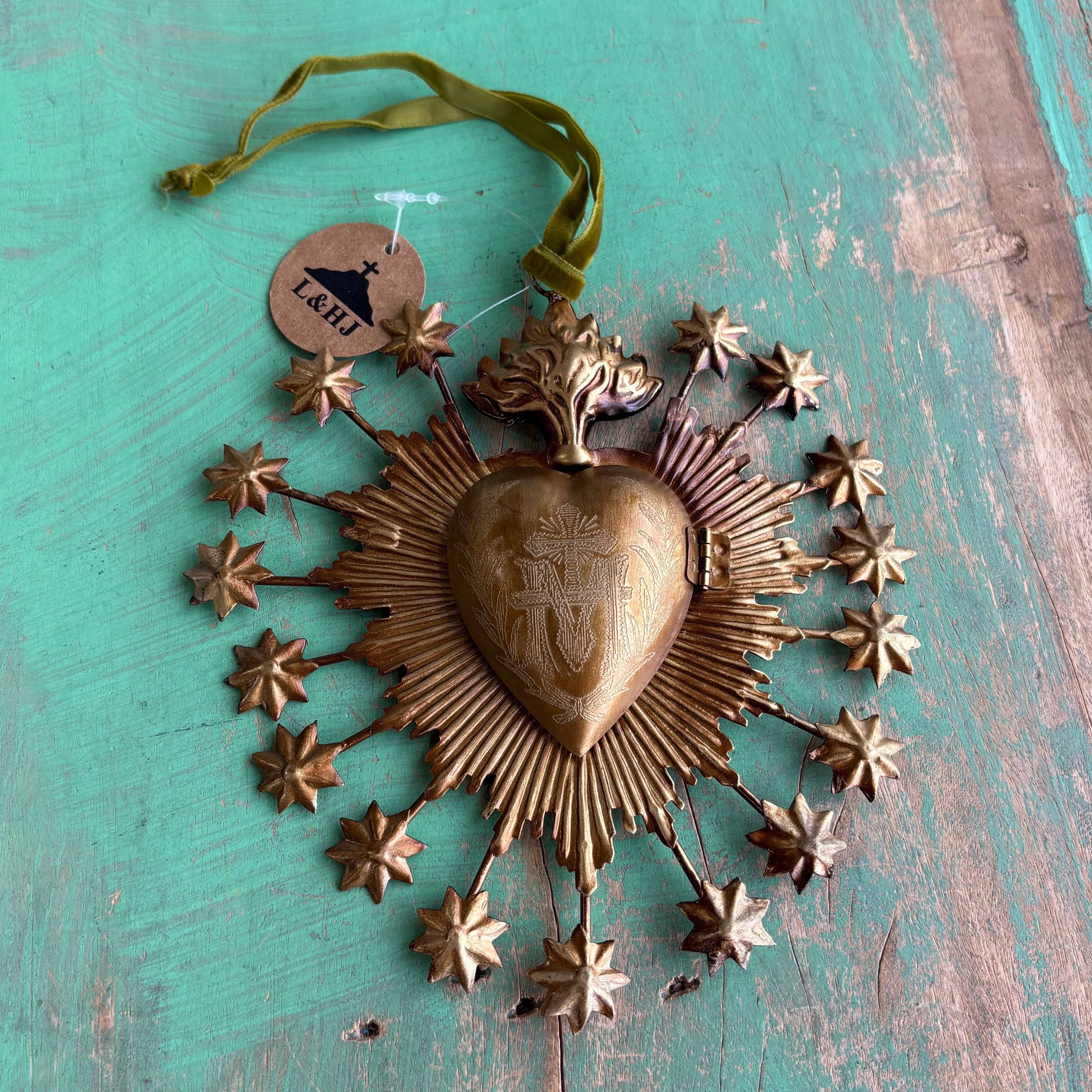 Ex-Voto Sacred Heart Box – Love & Honor Jesus