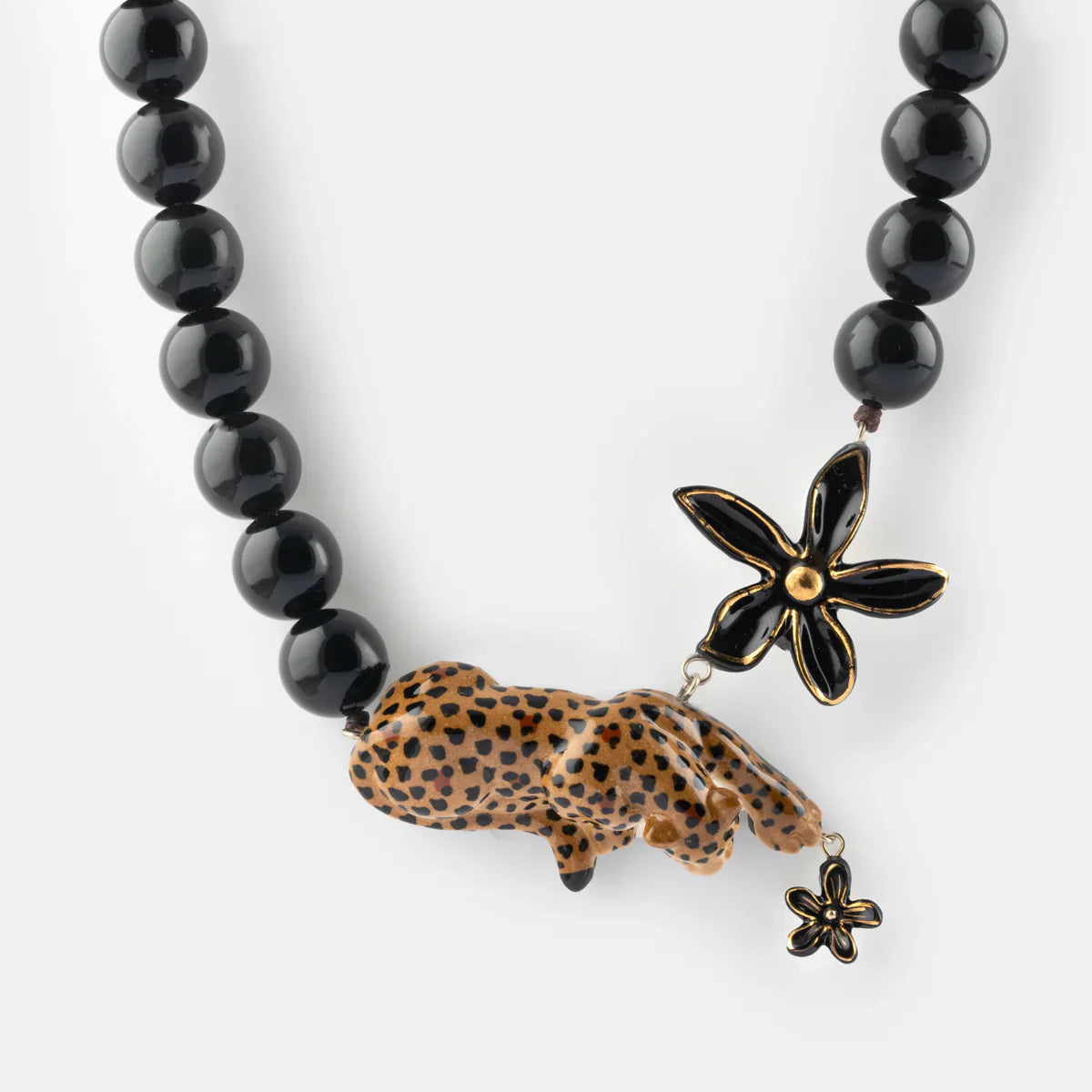Flower and Pearl Necklace – Nach Bijoux