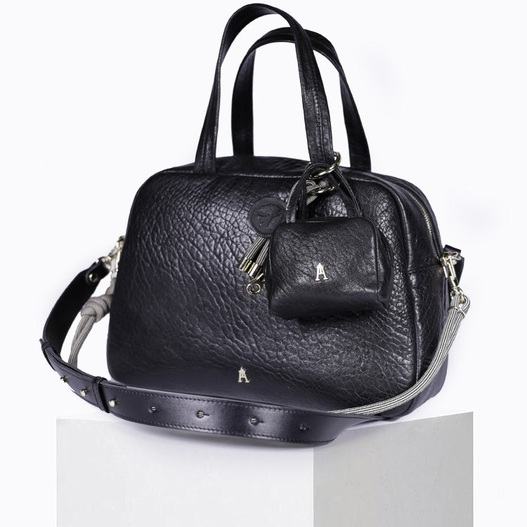 Made bag detail with leather shoulder strap – Craie Studio