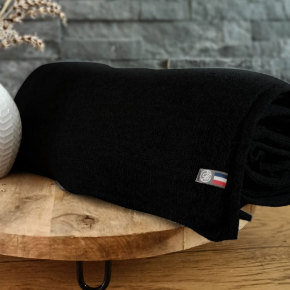 Montpellier Throw Blanket