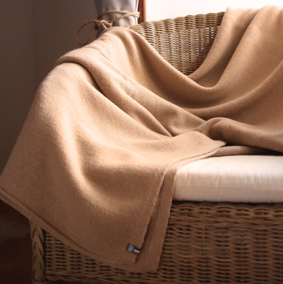 Montpellier Throw Blanket