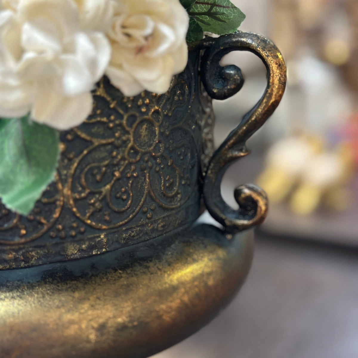 Vintage Ornate Metal Urn – Vagabond Vintage