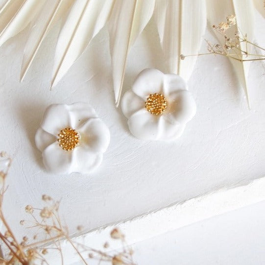 Big White Flower Stud Earrings