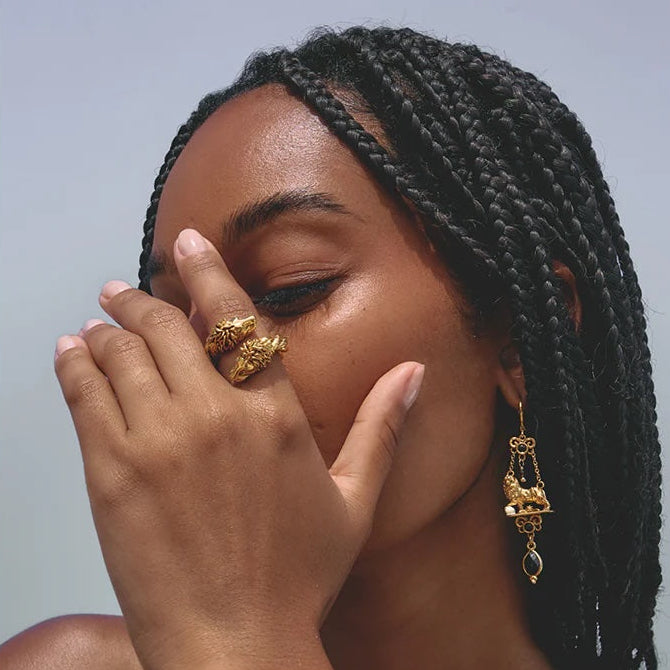 Aya Lion Chain Earrings