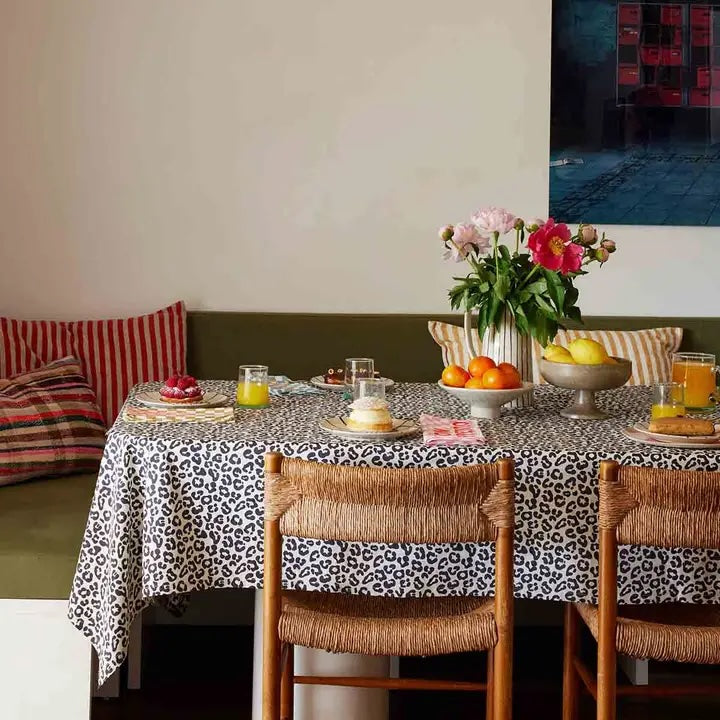 Telma Tablecloth & Napkins