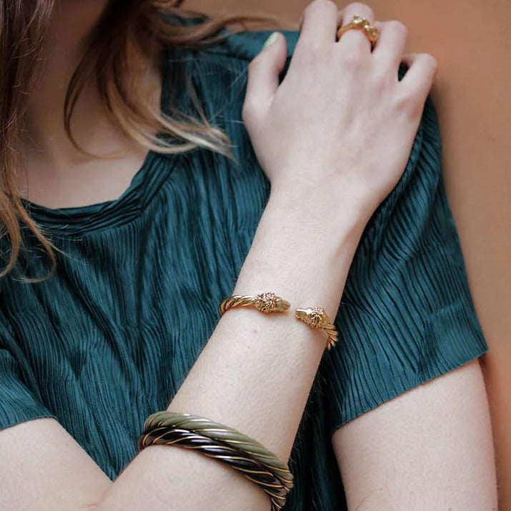 Aya Twisted Lion Bangle
