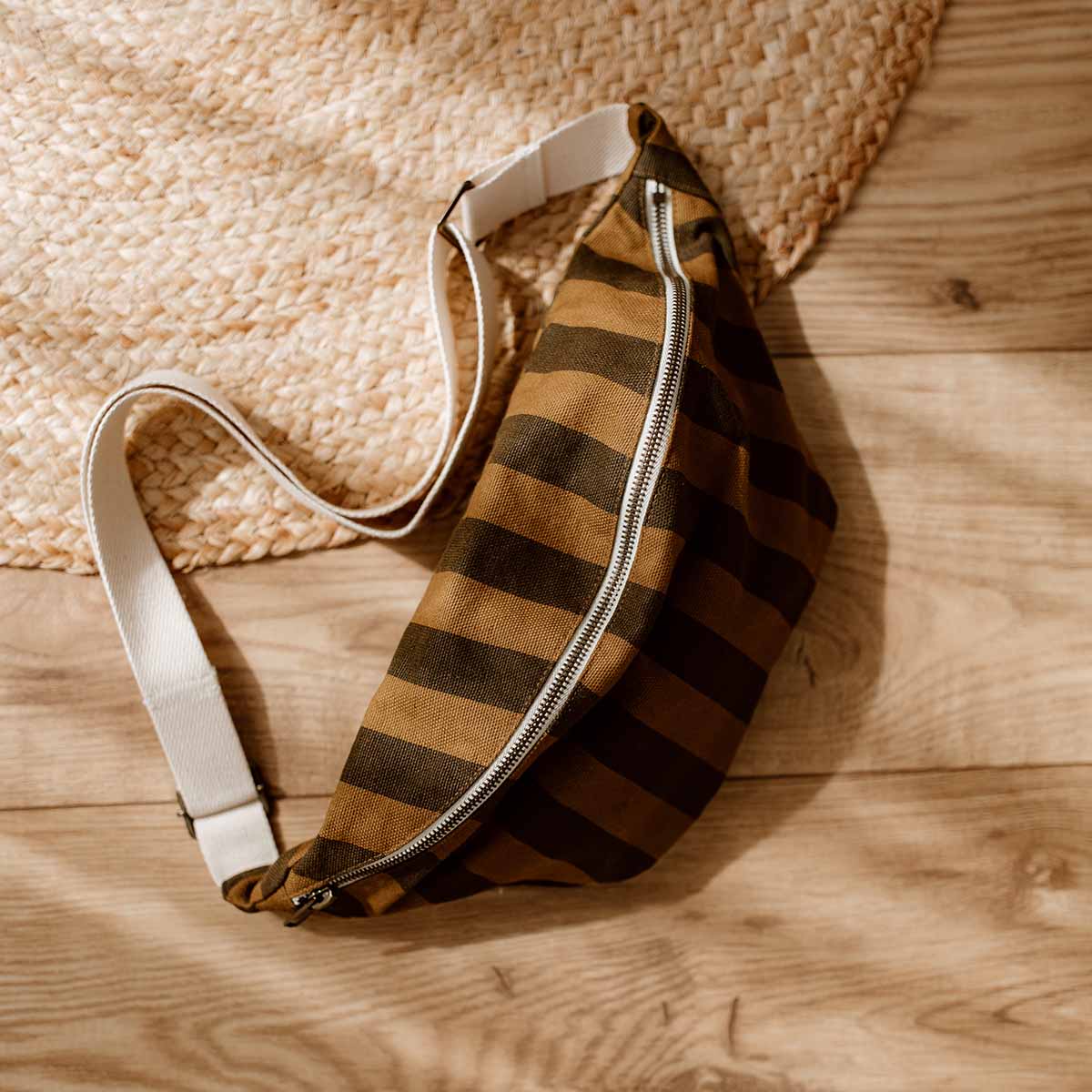Bum Bag Cumin – Stripes – Rose in April
