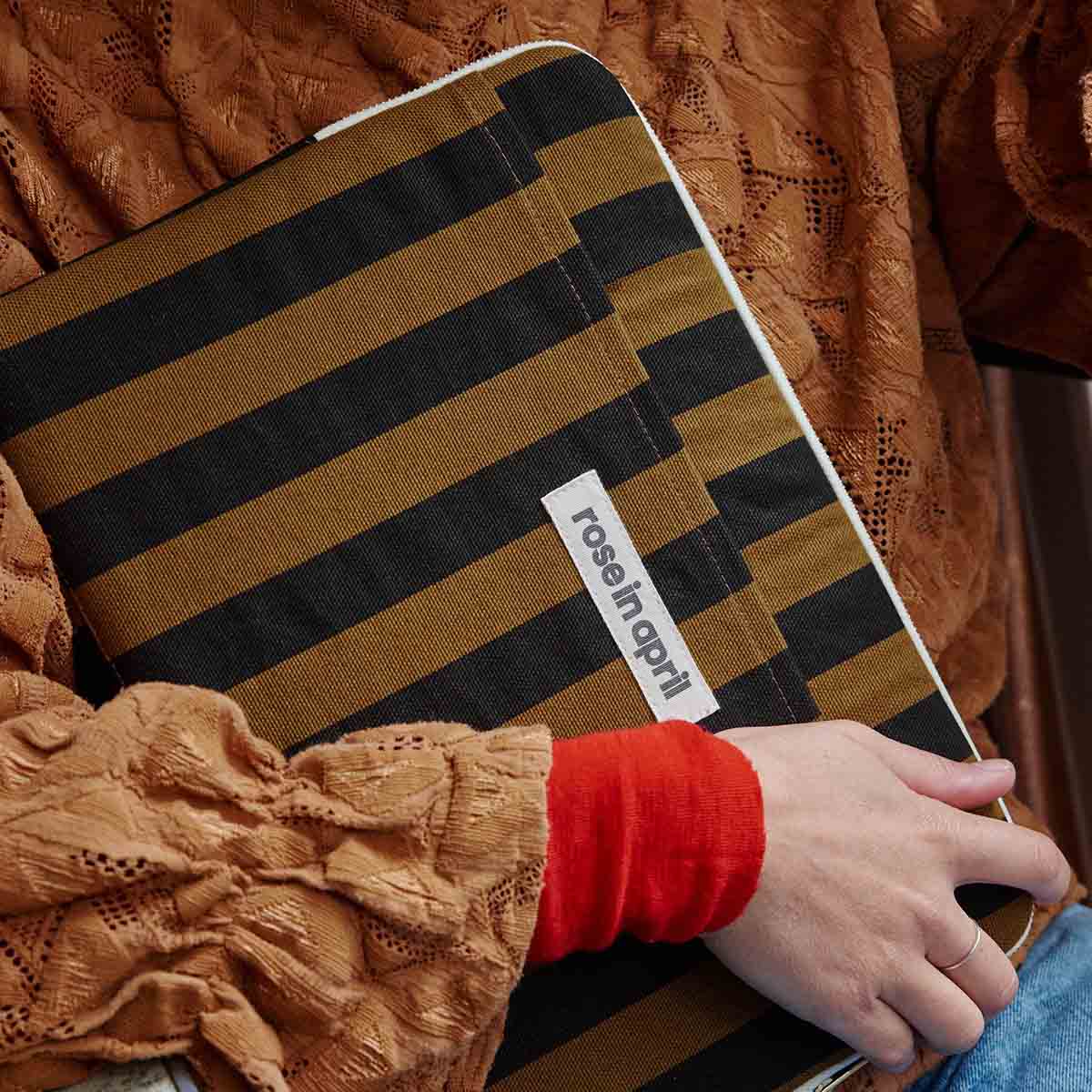 Octave Laptop Sleeve – Rose in April